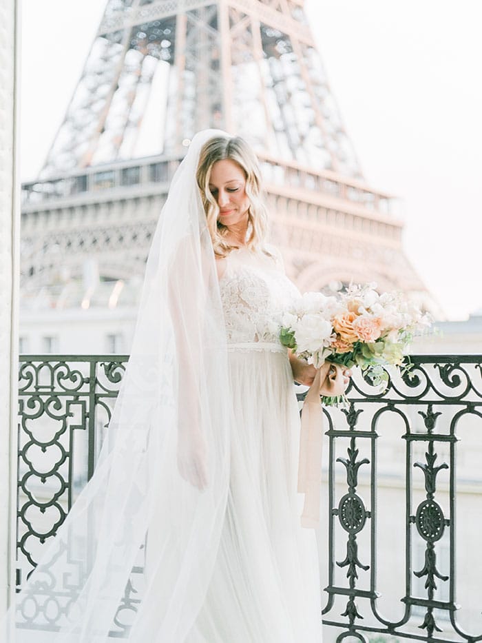 Sunrise in Paris Wedding Photos for a Destination Sunrise in Paris Wedding Photos for a Destination