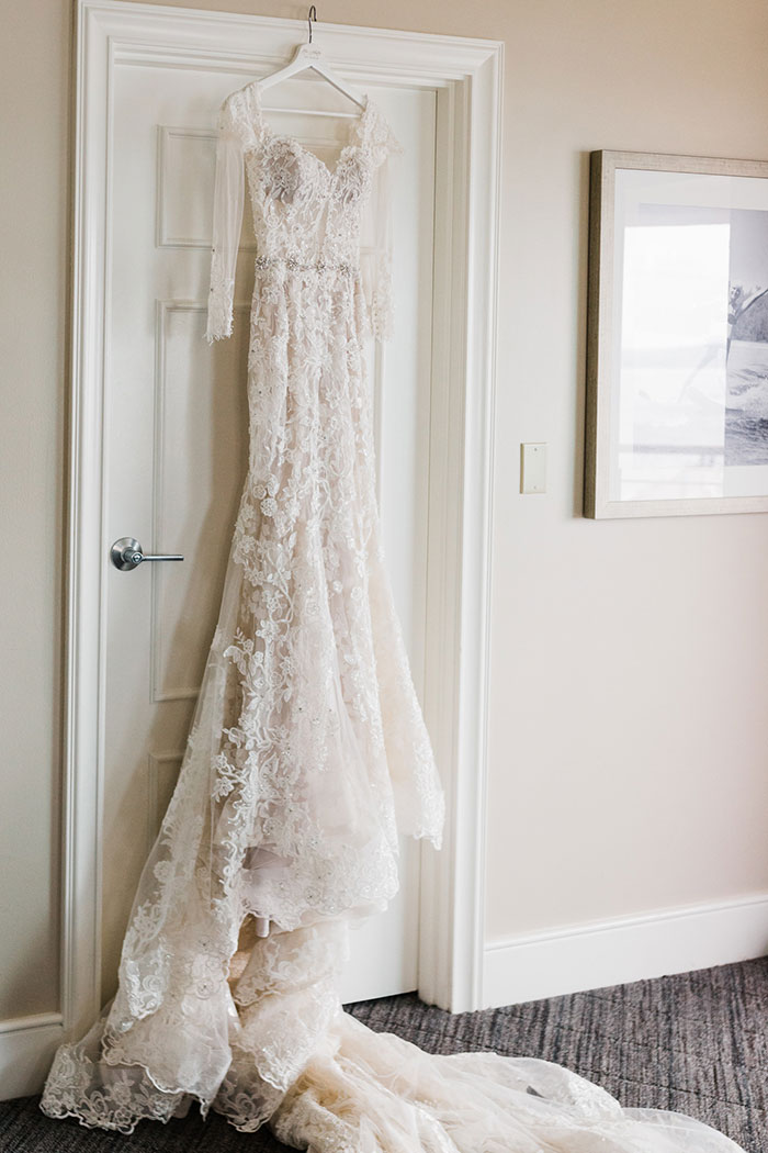 Modern Mauve Decorating Ideas for a Coastal Wedding Hey Wedding Lady