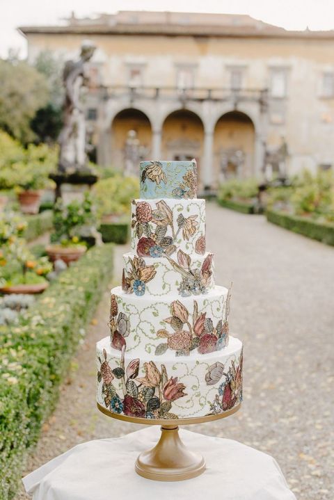 Cake inspired by Italian Renaissance Artwork for a Fall Garden Wedding in Florence