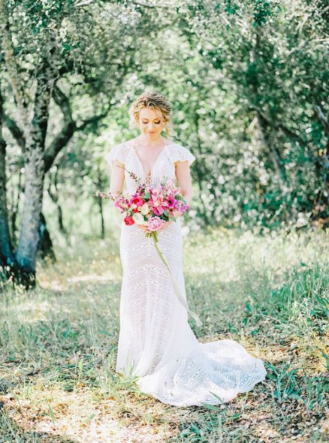 Playful Sculpture Garden Micro Wedding in Fuchsia and Indigo - Hey ...