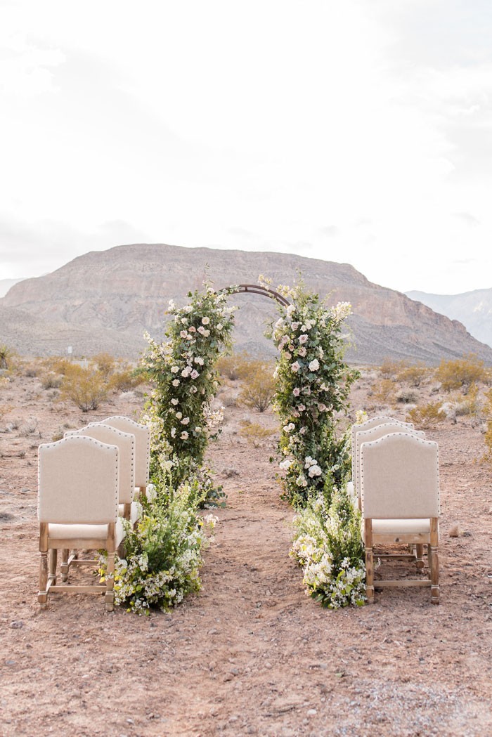 Chasing Desert Light for a Nevada Elopement - Hey Wedding Lady