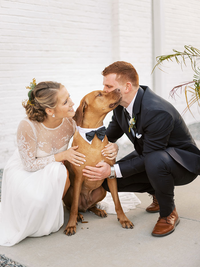 Cheerful Blue and Yellow Florida Wedding Day - Hey Wedding Lady