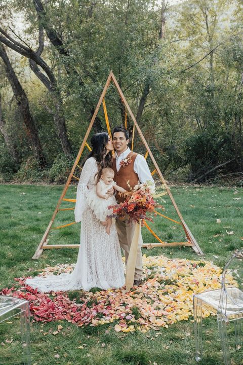 This Fall Festival Bride Loves Southwestern Boho Style - Hey Wedding Lady