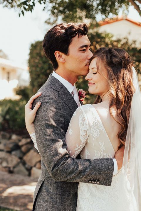 Pre-Wedding Photos with Vintage Fall Style