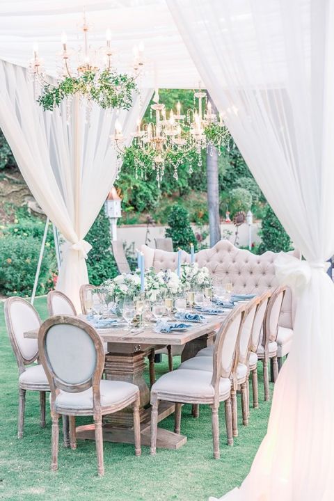 Having a Small Wedding at Home Doesn't Mean Missing out on Magical