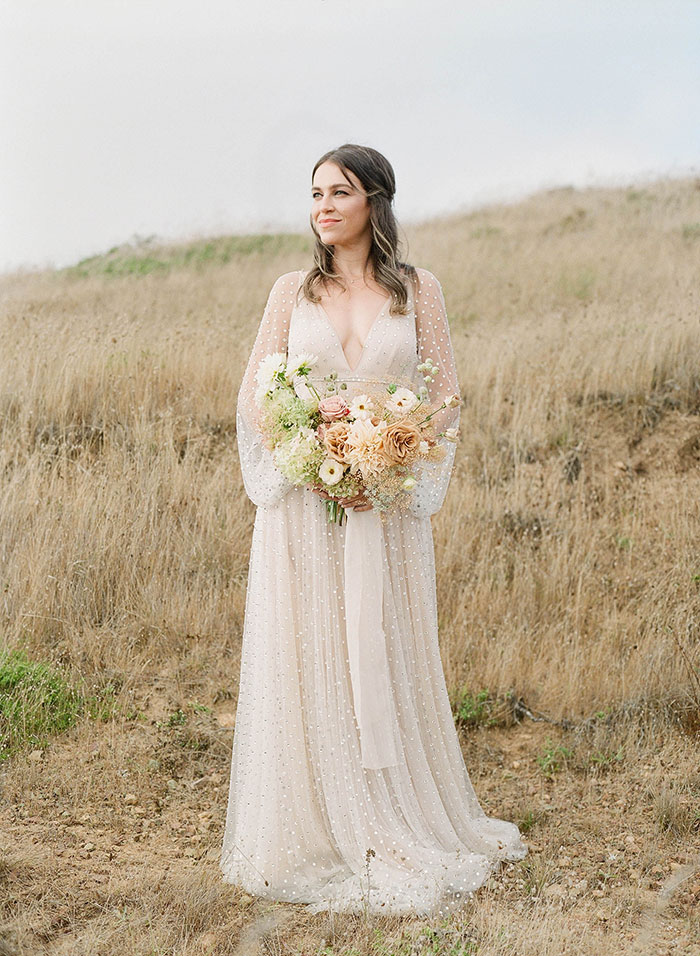 Cozy Winter Scottish Highlands Elopement Shoot in the Bay Area Hills ...