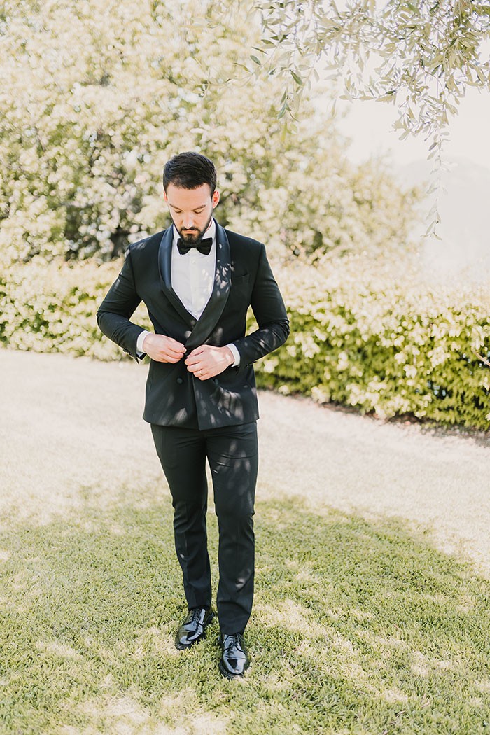 Enchanting Amalfi Coast Micro Wedding in Mediterranean Blue - Hey ...