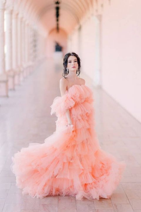 https://heyweddinglady.com/wp-content/uploads/2021/05/04-80295-post/21-best-wedding-dress-styles-2021(pp_w480_h720).jpg