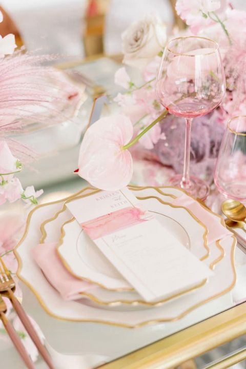 ROSE GOLD PAMPAS GRASS TABLESCAPE  Rose gold party decor, Rose gold  wedding decor, Rose gold party