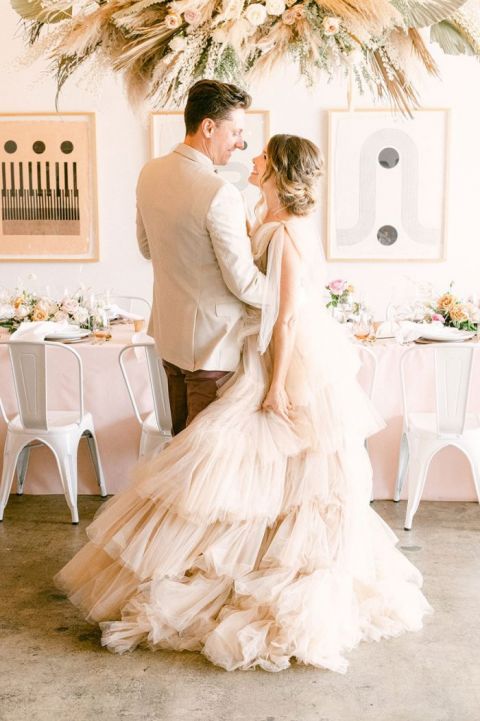 Neutral Glam Beach Wedding Design That All Started With A Centerpiece