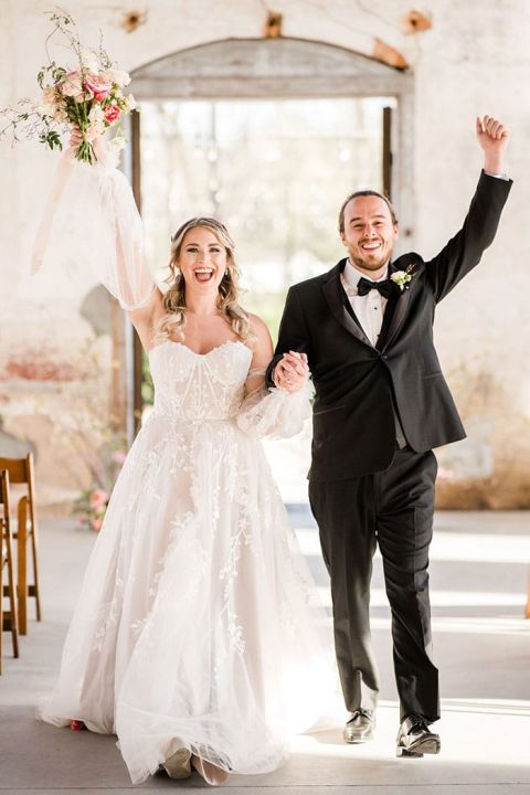 Excited Just Married Photo Pose Ideas